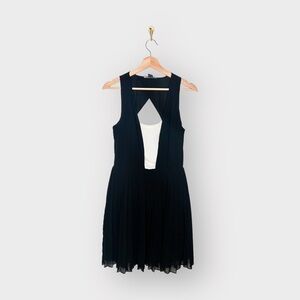 AX ARMANI EXCHANGE Black Pleated White Panel Dress (Sz 6)